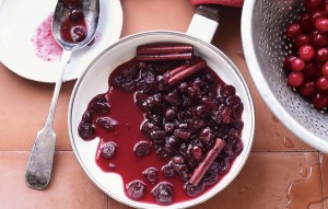cranberry-sauce-with-port-and-cinnamon-940x600